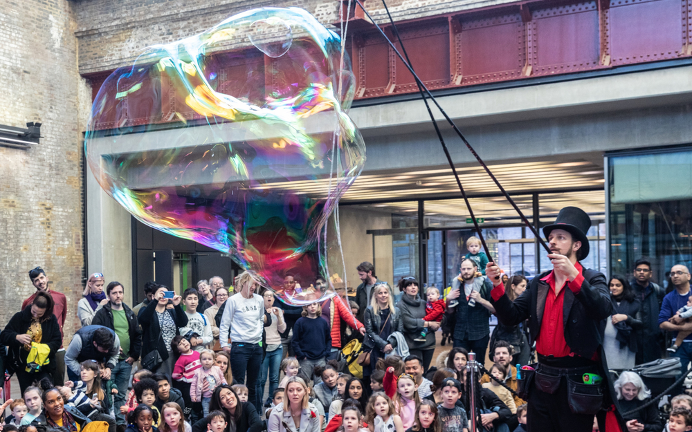 The Bubble Wizard’s Giant Bubble Show